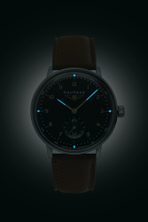 Kleine Uhr mit Datum