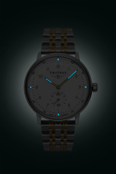 Kleine Uhr mit Datum